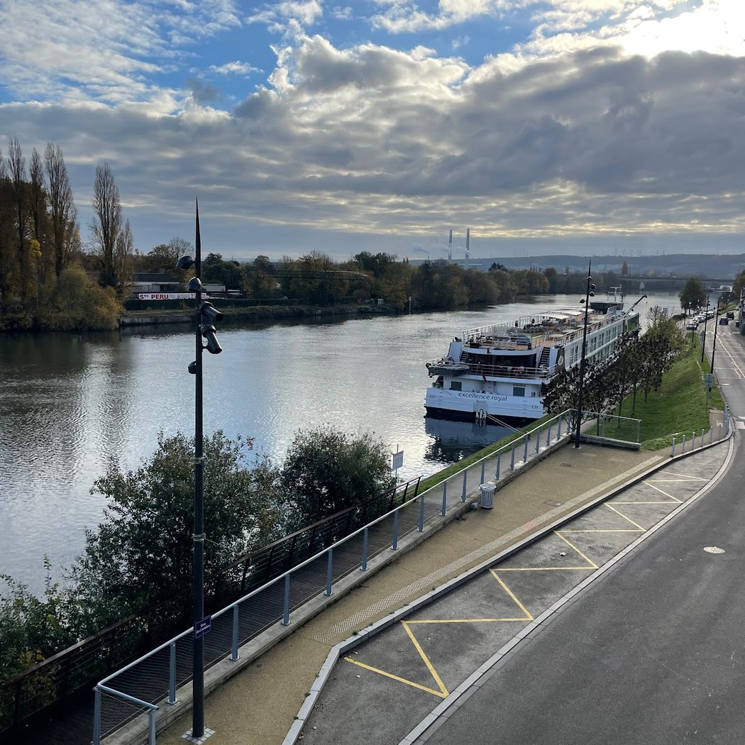 Esplanade de verdure de Mantes-la-Jolie 2